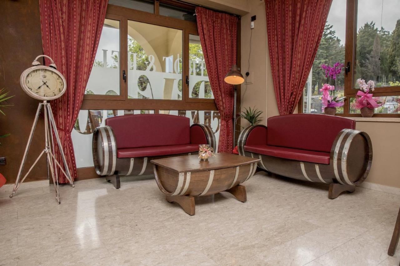 Divino Bistrot e Relais Hotel Lenola Buitenkant foto
