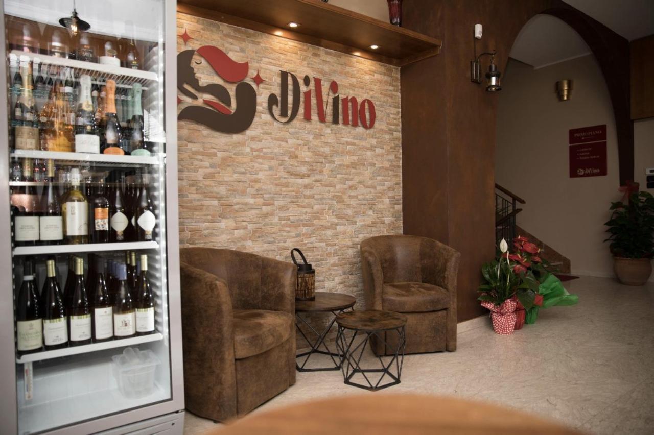 Divino Bistrot e Relais Hotel Lenola Buitenkant foto